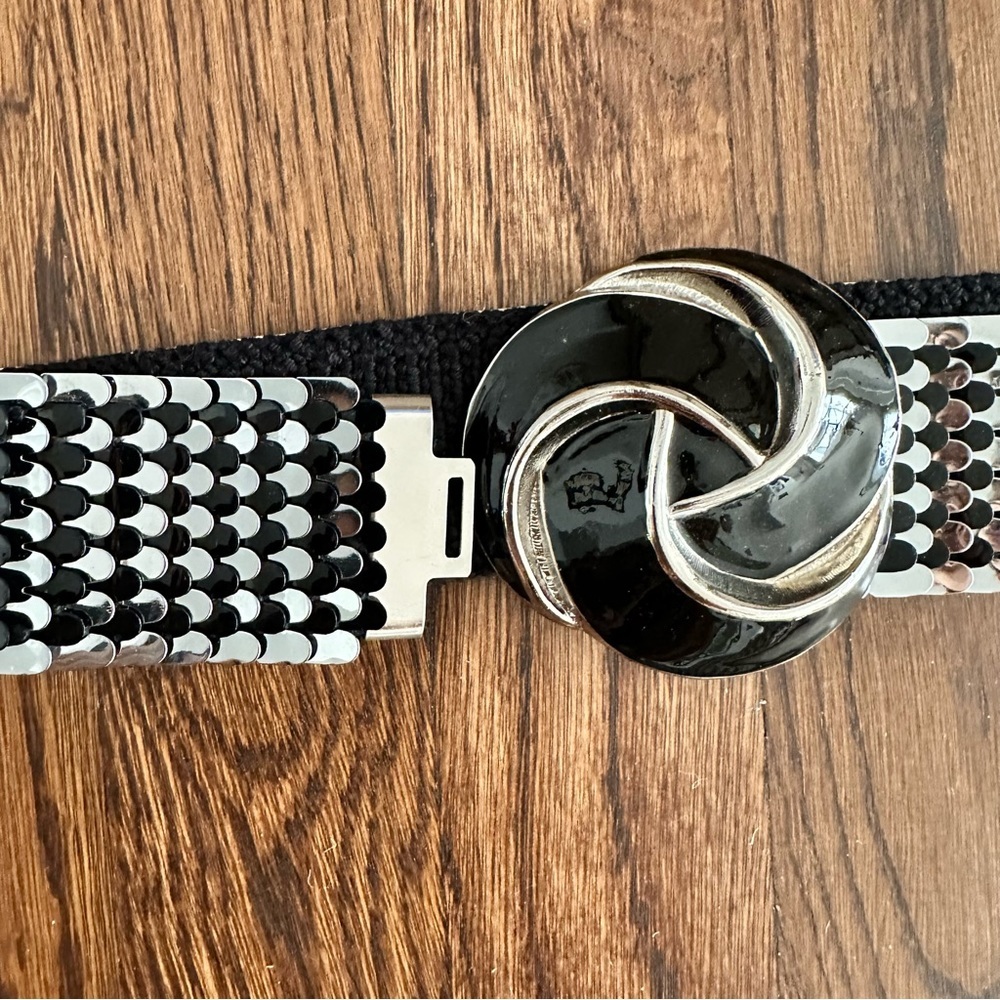 Day-Lor Vintage floral buckle elastic waist belt